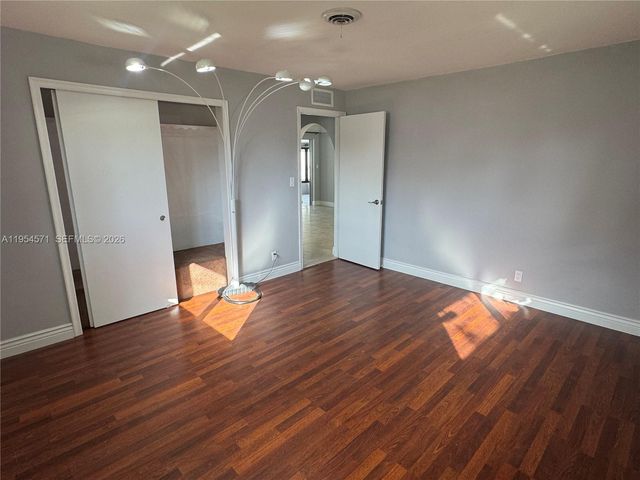 1109 SE 10th St, Deerfield Beach, FL 33441