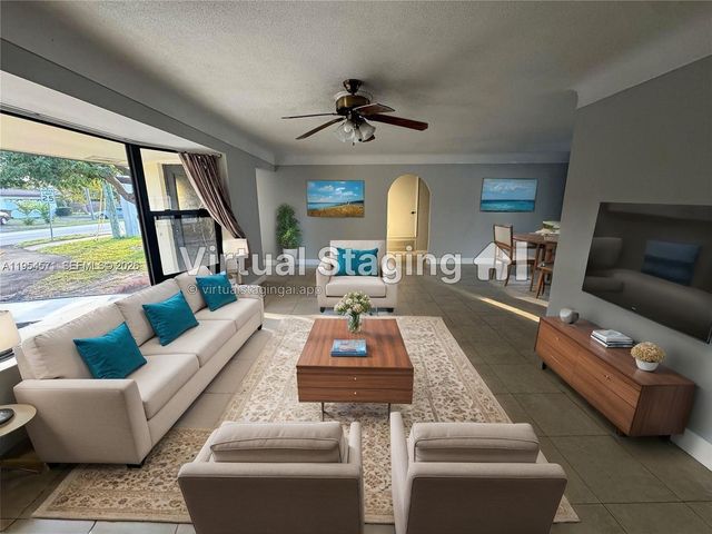 1109 SE 10th St, Deerfield Beach, FL 33441