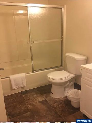 2560 Cherry Av NE, Salem, OR 97301