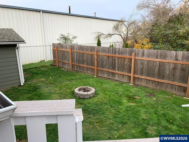 2560 Cherry Av NE, Salem, OR 97301