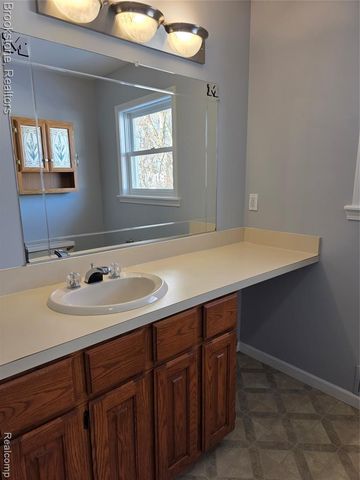 436 Gary Ray Drive, Davison, MI 48423