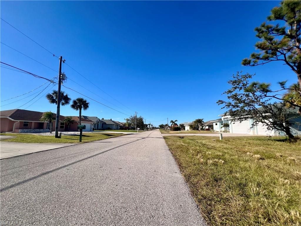 84 Fairway RD, ROTONDA WEST, FL 33947 — photo 3