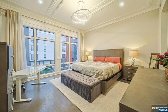 82 West Ruby E, Palisades Park, NJ 07650