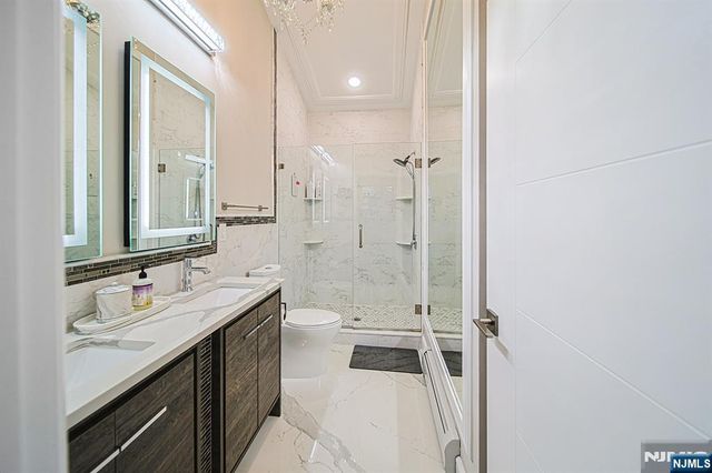 82 West Ruby E, Palisades Park, NJ 07650