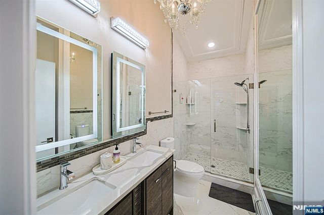 82 West Ruby E, Palisades Park, NJ 07650