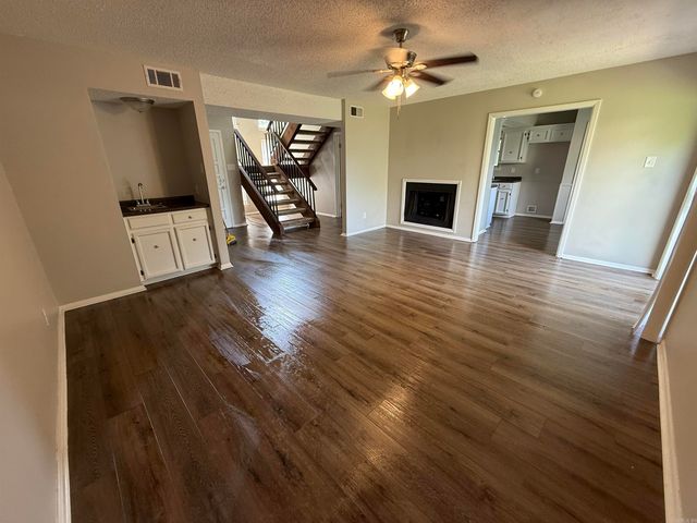 32 Del Tara Drive, Jacksonville, AR 72076