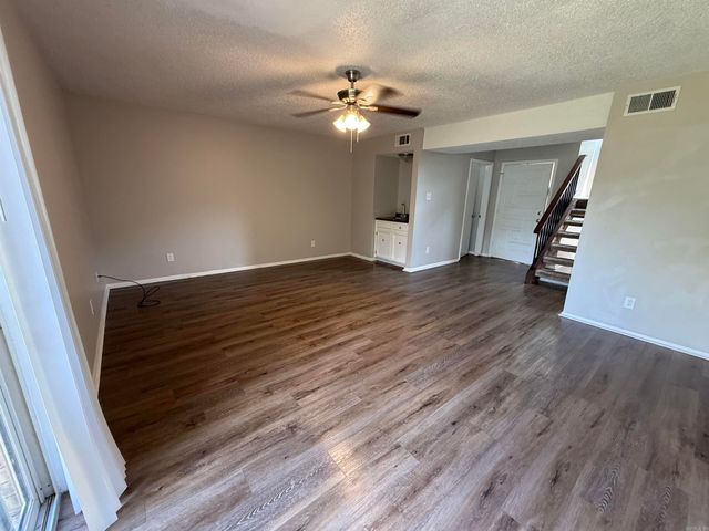 32 Del Tara Drive, Jacksonville, AR 72076