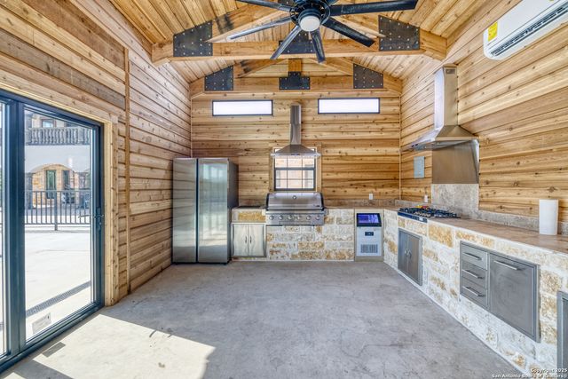 1747 Mountain Valley, Concan, TX 78838