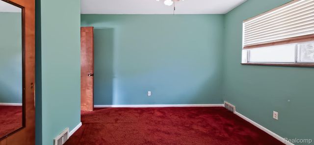 2766 W Huron Street, Waterford Charter Township, MI 48328