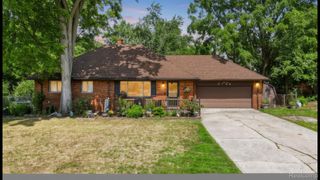 2766 W Huron Street, Waterford Charter Township, MI 48328