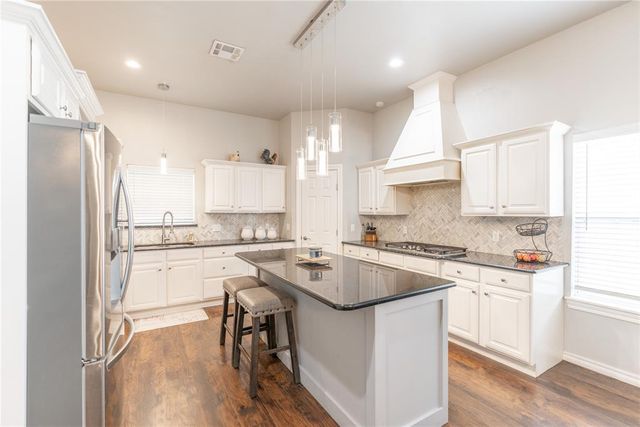 1605 SW 80th Street, Oklahoma City, OK 73159