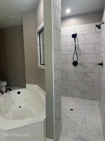 292 Flower Garden Drive, Southaven, MS 38671