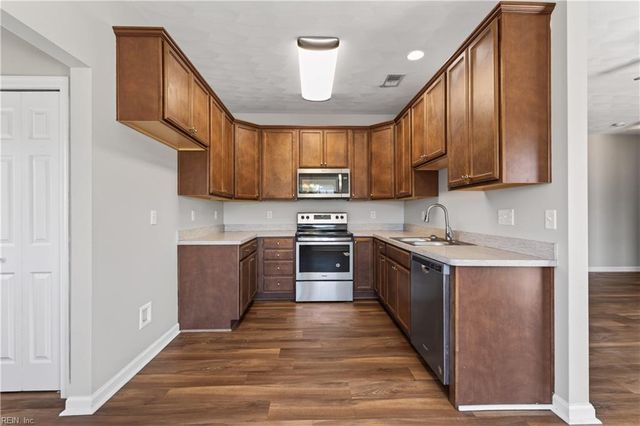 20224 Spring Branch CT, Franklin, VA 23851