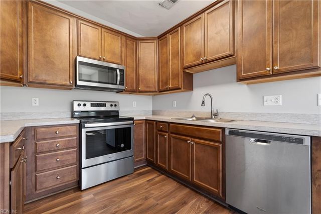 20224 Spring Branch CT, Franklin, VA 23851