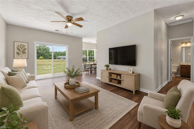 20224 Spring Branch CT, Franklin, VA 23851