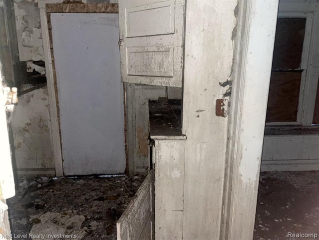 1525 Taylor Street, Detroit, MI 48206