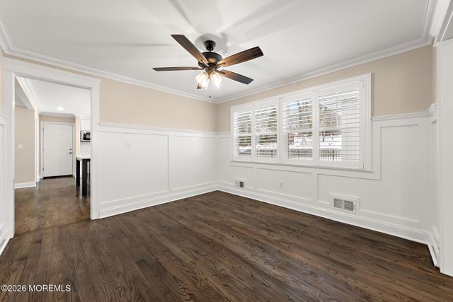 49 Stork Court, Middletown, NJ 07748