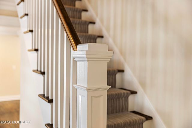 49 Stork Court, Middletown, NJ 07748