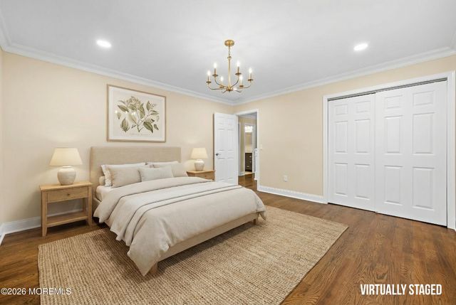 49 Stork Court, Middletown, NJ 07748