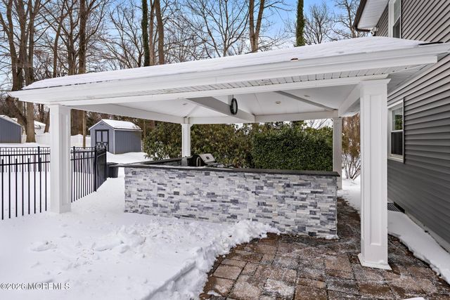 49 Stork Court, Middletown, NJ 07748