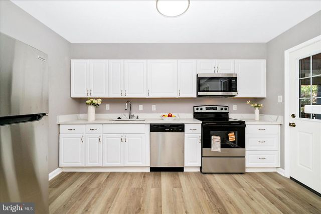 2702 KENTON PL, Temple Hills, MD 20748