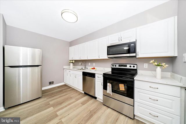2702 KENTON PL, Temple Hills, MD 20748