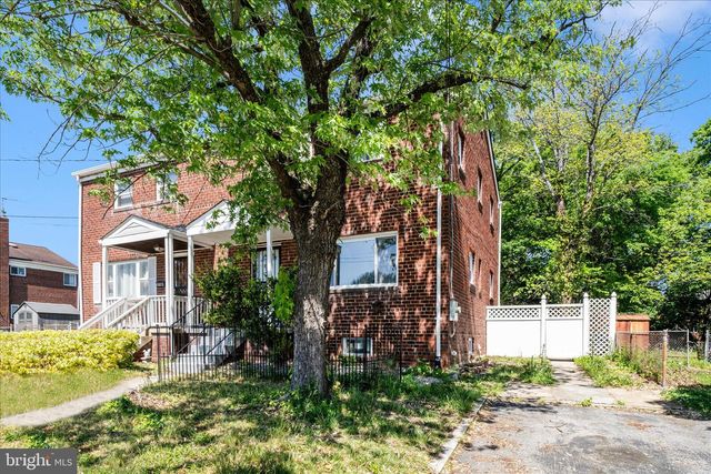 2702 KENTON PL, Temple Hills, MD 20748