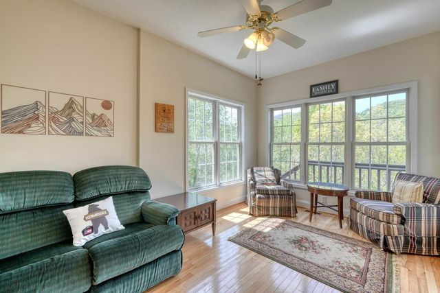 7957 Mountain Top Trail, Hiawassee, GA 30546