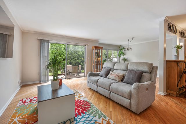 443 Partridge Lane 443, Deerfield, IL 60015