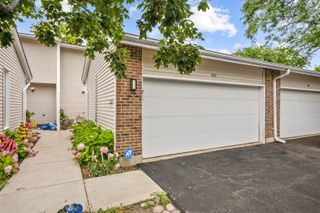 443 Partridge Lane 443, Deerfield, IL 60015