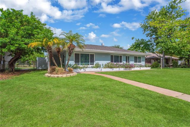 1306 30TH STREET W, Bradenton, FL 34205