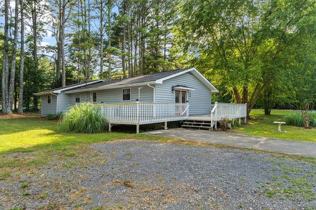 1456 Joe Thompson Road, Rocky Face, GA 30740