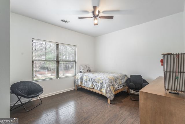 21 Sunny Point, Newnan, GA 30263