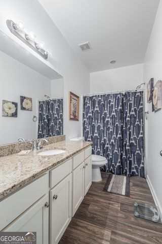 21 Sunny Point, Newnan, GA 30263