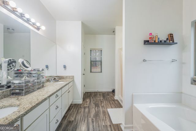 21 Sunny Point, Newnan, GA 30263