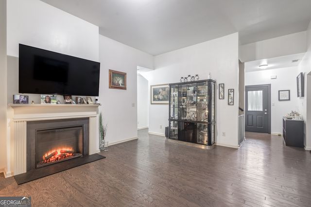 21 Sunny Point, Newnan, GA 30263