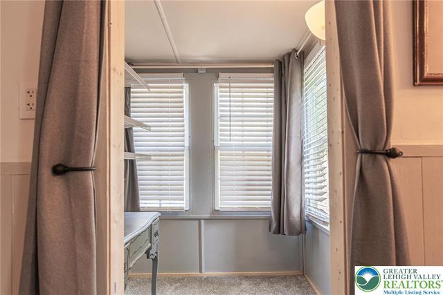 525 Royal Manor Road, Williams Twp, PA 18042