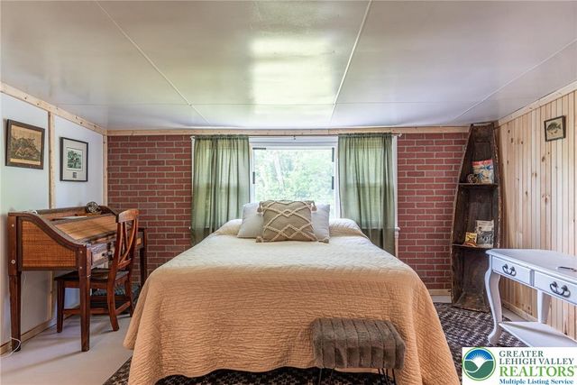 525 Royal Manor Road, Williams Twp, PA 18042