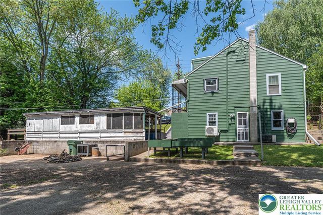 525 Royal Manor Road, Williams Twp, PA 18042