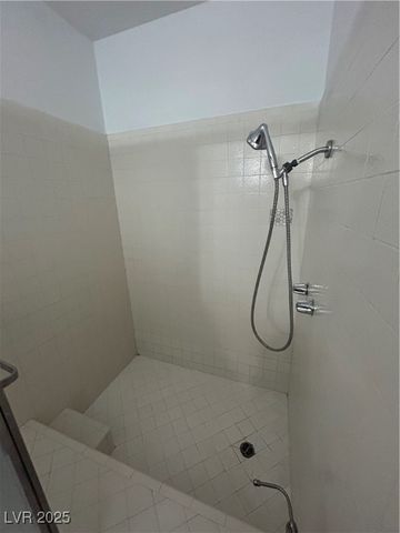 2521 Lenna Street, Las Vegas, NV 89102