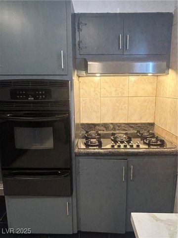 2521 Lenna Street, Las Vegas, NV 89102