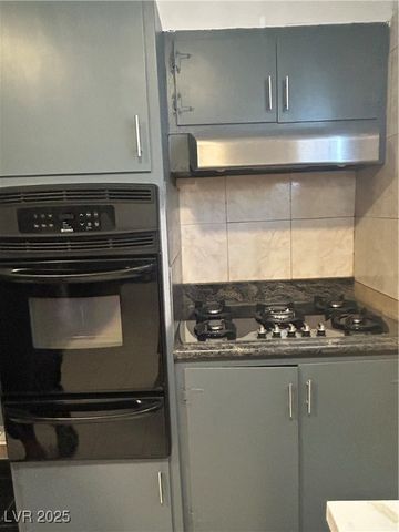 2521 Lenna Street, Las Vegas, NV 89102