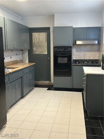 2521 Lenna Street, Las Vegas, NV 89102