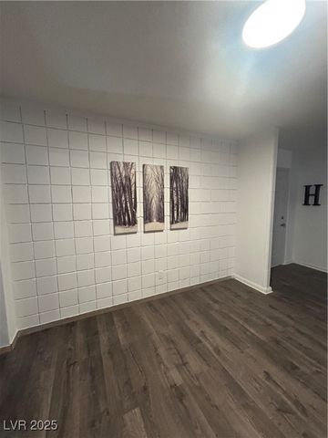 2521 Lenna Street, Las Vegas, NV 89102