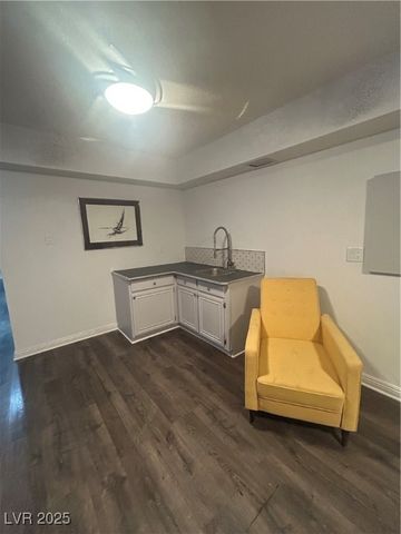 2521 Lenna Street, Las Vegas, NV 89102