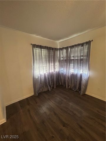 2521 Lenna Street, Las Vegas, NV 89102