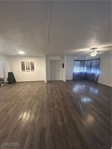 2521 Lenna Street, Las Vegas, NV 89102