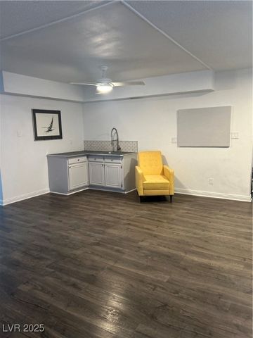 2521 Lenna Street, Las Vegas, NV 89102