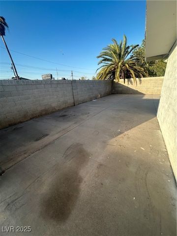 2521 Lenna Street, Las Vegas, NV 89102