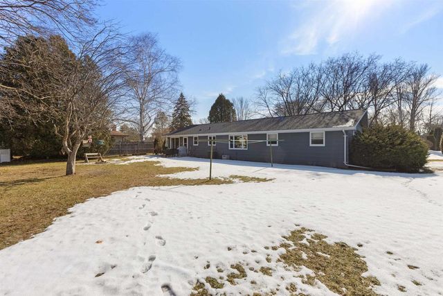 1112 TEXAS STREET, Sturgeon Bay, WI 54235